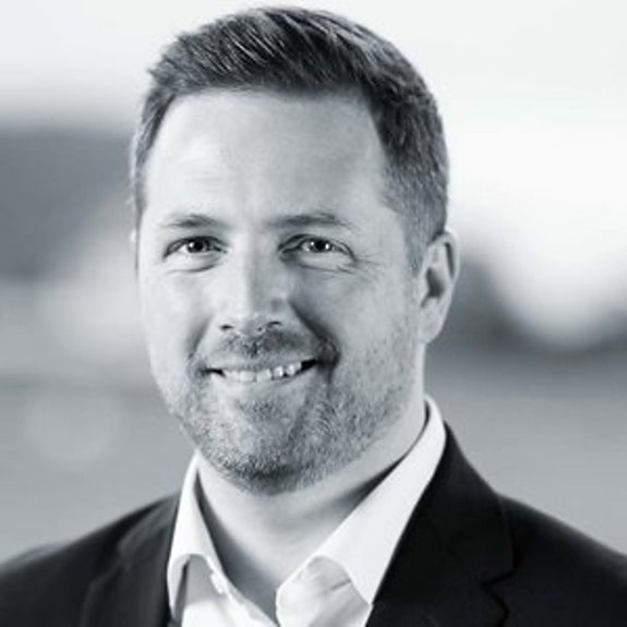 Bilde av megler Espen Skarbø