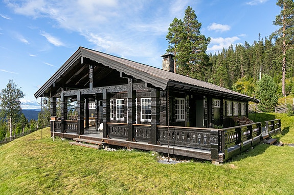 Velkommen itl denne flotte hytta på Bøgaset, Nørdre Bøgahaugen 35 | Presentert av eiendomsmegler Petter Tangen v/eiendomsmeglerne | Fotostallen Lars-Petter Skillestad