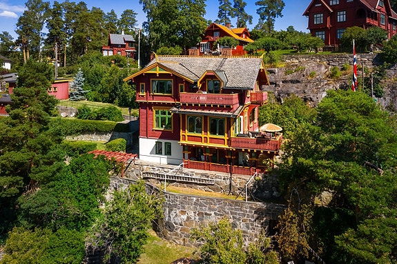 Velkommen til Ingiers vei 6 A-B - presentert av Hanne Eika Klempe og Philip Magnussen i Nordvik Nordstrand. Foto: Zovenfra AS