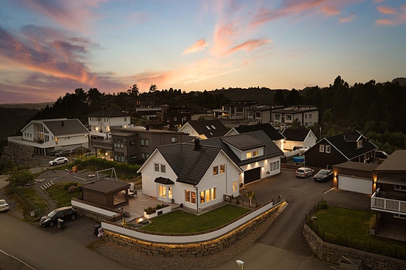 Bergby &Partners v/ Tarek André Bergfjord har gleden av å å presentere Gunnlafjellet 12!