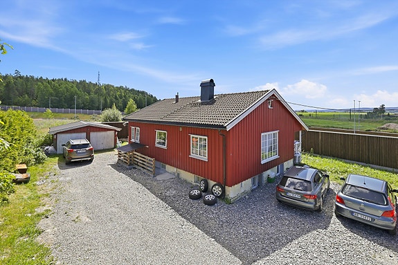 Krogsveen v/Nhut Nam Huynh har gleden av å presentere Gamle Trondheimsveg 58!