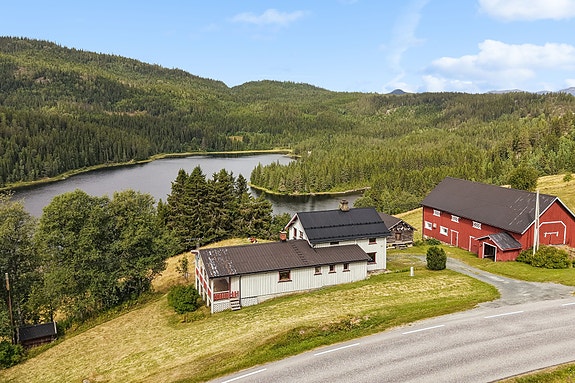 Velkommen til Småbruket Hylland Sudigard ved Åmot i Vinje kommune