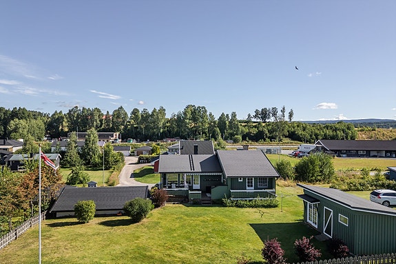 Velkommen til Lundebyhagan 30 på Braskereidfoss! Foto: Husfoto v/ Bernat Tubau.