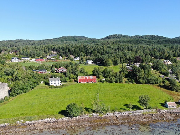 Aktiv Eiendomsmegling v/ Ulla E. Nystøyl har gleden av å presentere Orvegen 168! Foto: André Tomas Ormset-Paredes