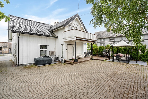 Velkommen til Hans Mustads Gate 7 og 7a!