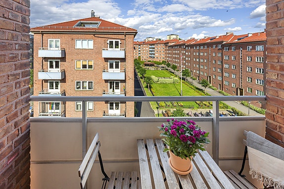 Velkommen til Trondheimsveien 83A. Boligen presenteres av Jørgen T. Åkerland v/ &Partners.