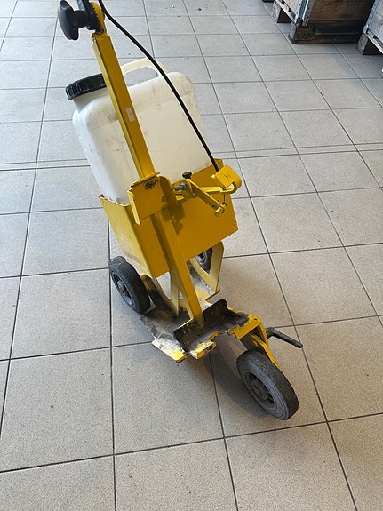 Product image 1 of 7