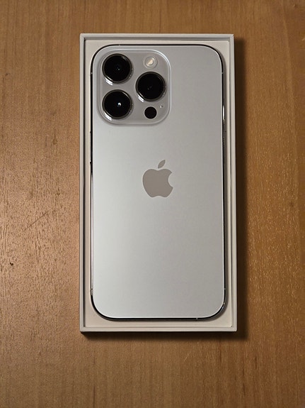 Product image 1 of 3