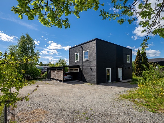 Velkommen til Gjerluvegen 63E! Foto: Bjørnar Fjeldberg i Skildre Foto