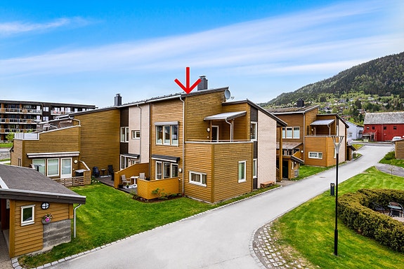 Velkommen til Rømme Amfi! Svært god beliggenhet midt i Orkanger by.