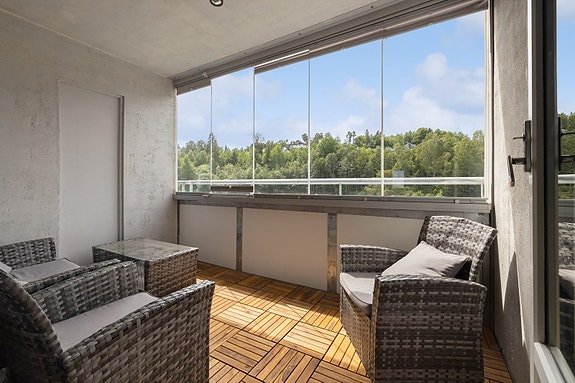 Innglasset balkong på ca. 8 m².