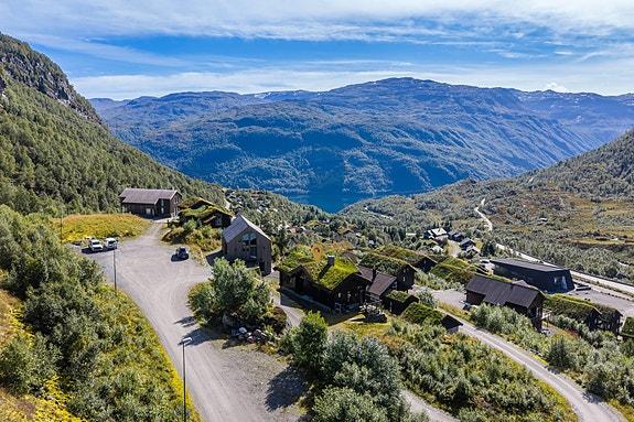 Velkommen til Myklastøl 104 - presentert av eiendomsmegler Leiv Helge Kaldheim v/PrivatMegleren.
Foto: Vestbris