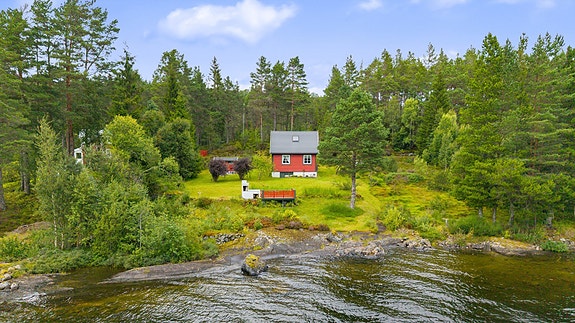 Velkommen til Olvikvegen 4 presentert av Eiendomsmegler/Fagansvarlig Even Roth
Foto: Stian Wiik