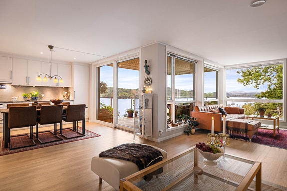 Velkommen til Sperrevikvegen 20 A - presentert av EIE Eiendomsmegling ved Espen Hjertholm! (Foto: Wilhelmsen)