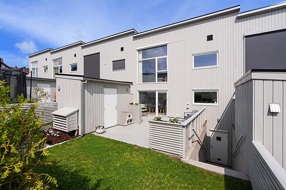 Velkommen til visning i Sandvedøygarden 50! - Foto: Hanne Karlsen