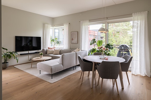 Velkomment til Lade Alle 100! En stilren og moderne 3-roms hjørneleilighet i Leangenbukta. Foto: Eivind Mølnå.
