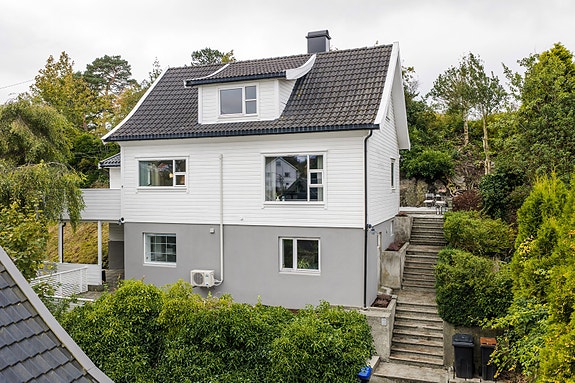 Velkommen til Rogalandgata 142C - Presentert av Eiendomsmegler Lars Erik Sørgård v/Aktiv Haugesund! Foto: Vestbris.