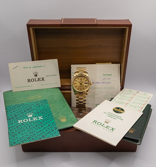 Product image 1 of 9