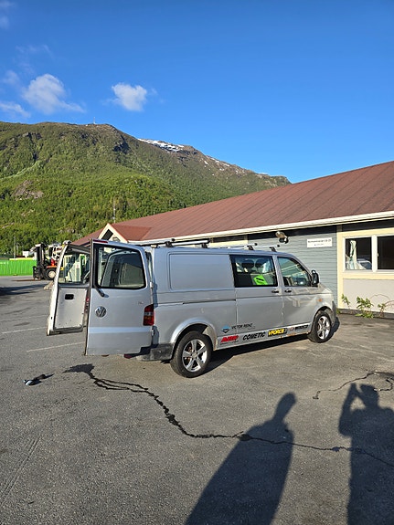 Volkswagen Transporter 3 of 8