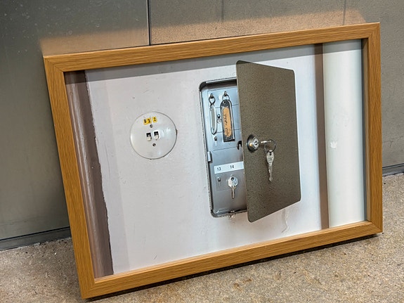 Product image 8 of 8