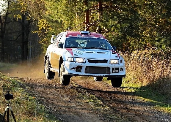 Mitsubishi Lancer 6 of 26