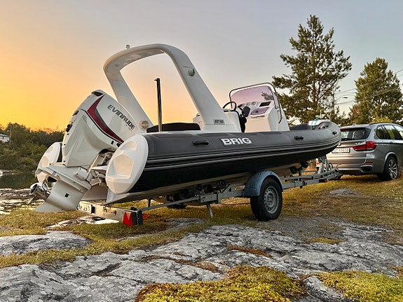 Brig Eagle 650 - Strøken kvalitetsrib med 175 hk Evinrude 5 of 5