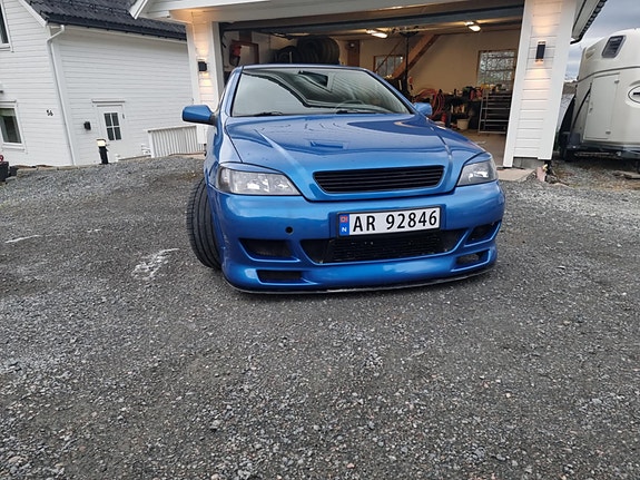 Opel Astra 3 of 21