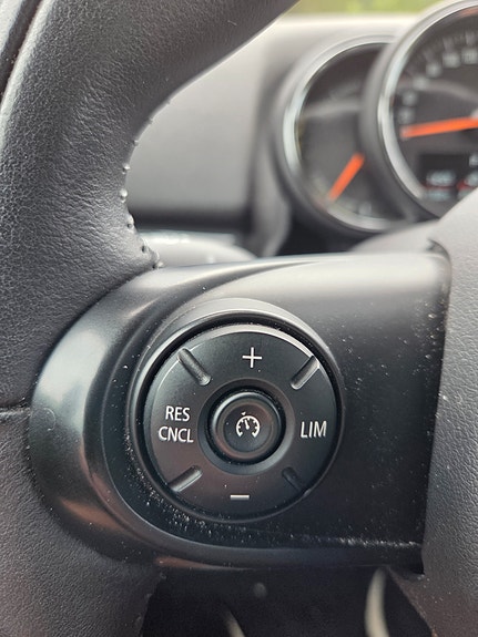 MINI Countryman Cooper SE 28 of 30
