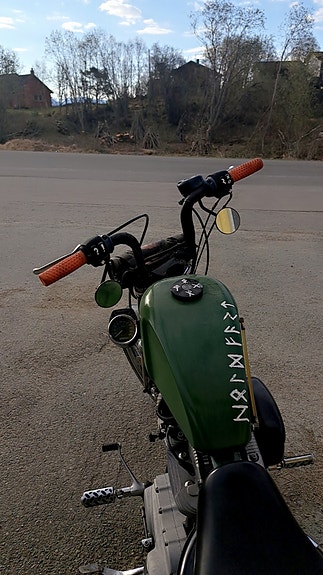 Harley-Davidson XL 883 Sportster 6 of 6