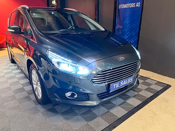 Ford S-MAX 4 of 5