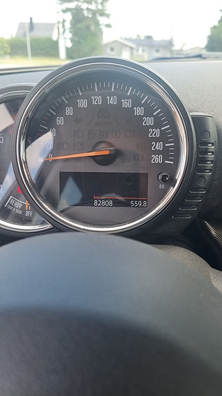 MINI Clubman Cooper S 2 of 11