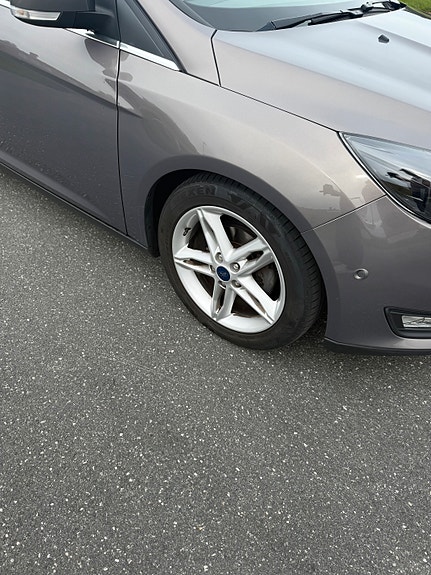 Ford Focus 13 of 23