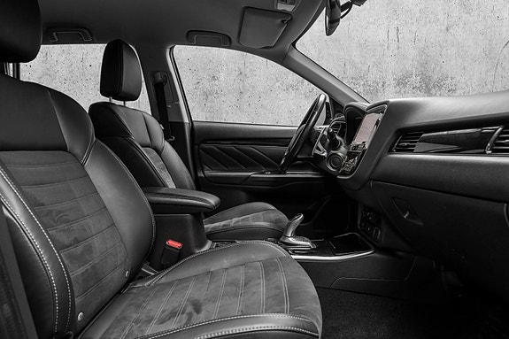 Mitsubishi Outlander 12 of 27