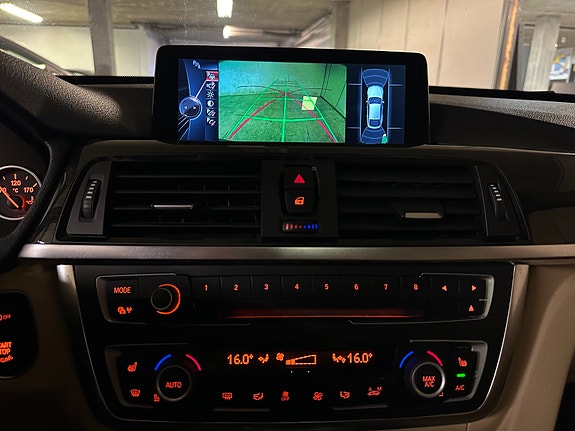 BMW 328i 29 of 30