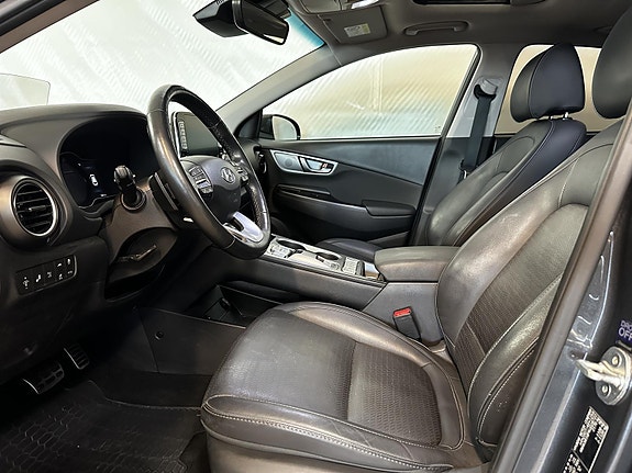 Hyundai Kona 11 of 25