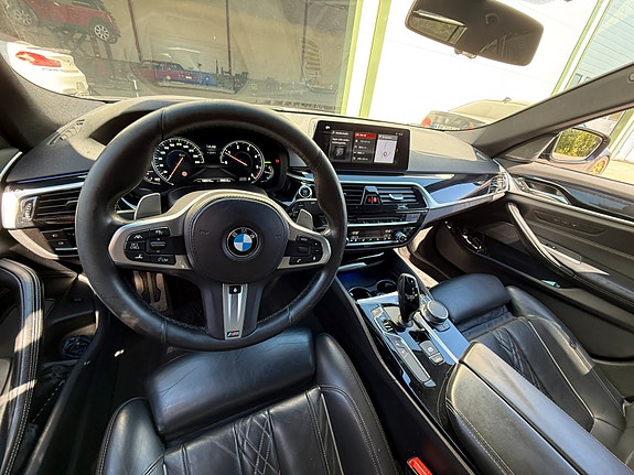 BMW 520d 8 of 15