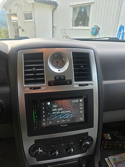 Chrysler 300C 10 of 30