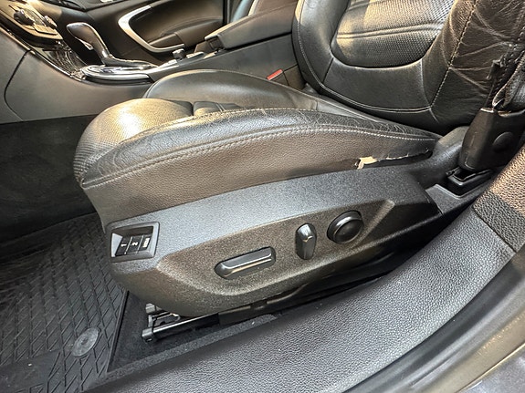 Opel Insignia 7 of 30