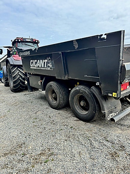 Gigant GD 4-14 SBHS Kornkasse,pressening verktøykasse, arbeidslys