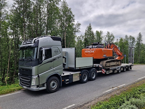 Carnehl /FGM MASKINSEMI 3aks