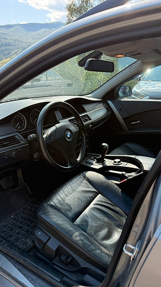 BMW 525d 10 of 16
