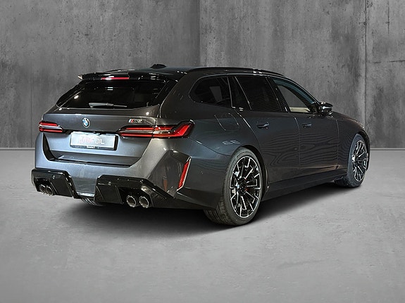 BMW M5 7 of 30