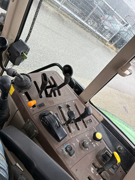 John Deere 6220 2004, kr 225 000,-