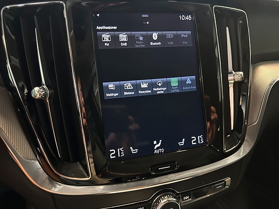 Volvo V60 Cross Country 21 of 30