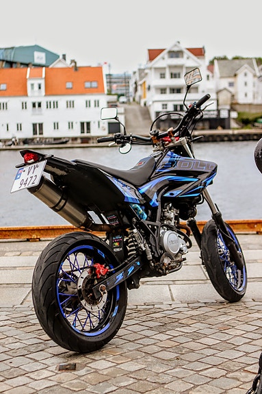 Yamaha WR 125 X 4 of 25