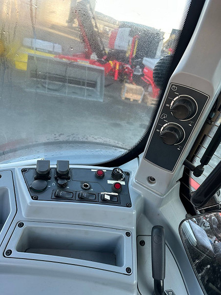 Valtra N174Dst Fronthydrauliikk/Vinterpakke 2019, kr 900 000,-