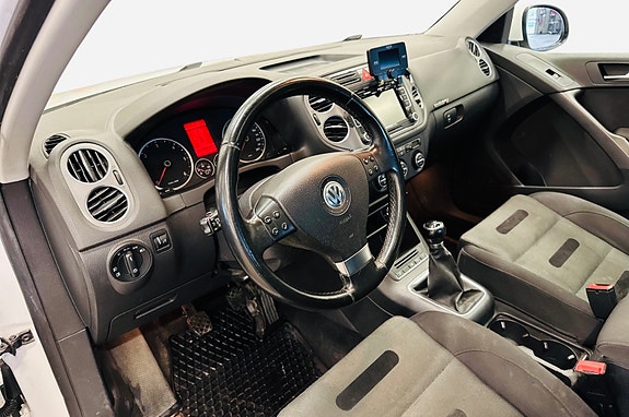 Volkswagen Tiguan 11 of 28