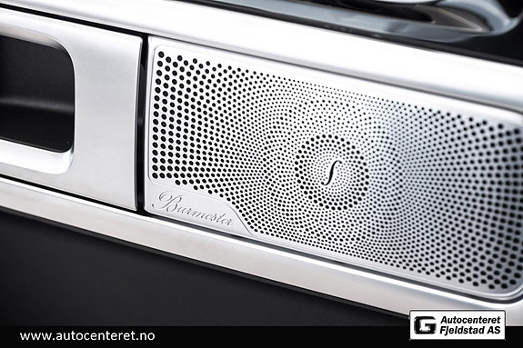 Mercedes-Benz 19 of 28