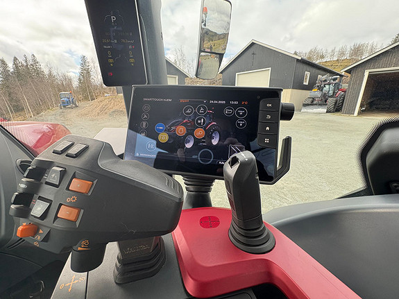 Valtra Q305 2023, kr 2 249 000,-