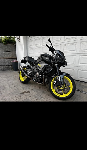 Yamaha MT-10 22 of 30
